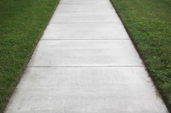 Cost of Concrete Walkway Replacement in Anaheim
