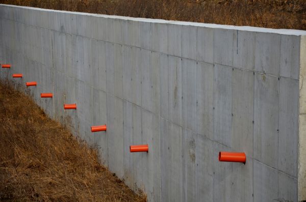 Cost of Concrete Wall Installation in Anaheim