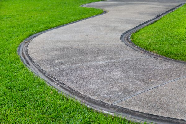 Cost of Concrete Sidewalk Construction in Anaheim