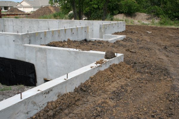 Cost of Foundation Wall Construction in Anaheim
