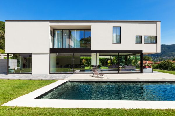 Cost of Poolside Concrete Construction in Anaheim