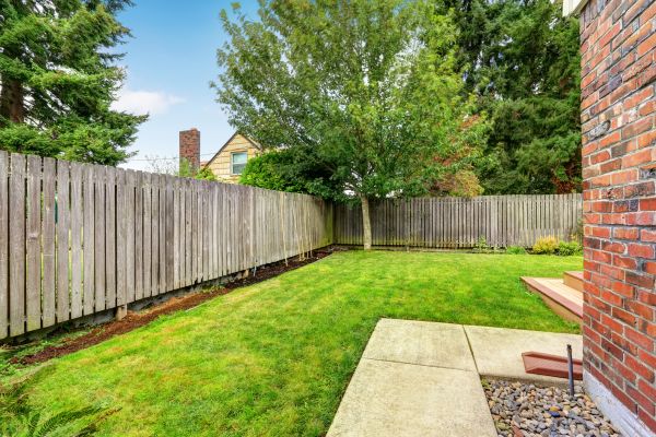Cost of Backyard Walkway Installation in Anaheim